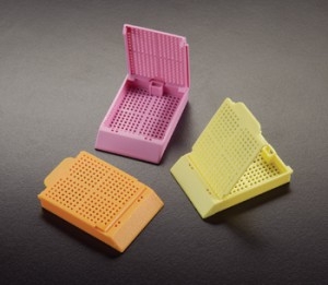 M493 Histosette® II Biopsy Processing/Embedding Cassettes